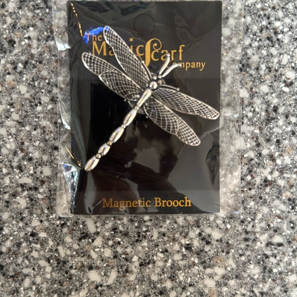 Silver Dragonfly and Snowflake Brooch Set - Picture 6 of 6